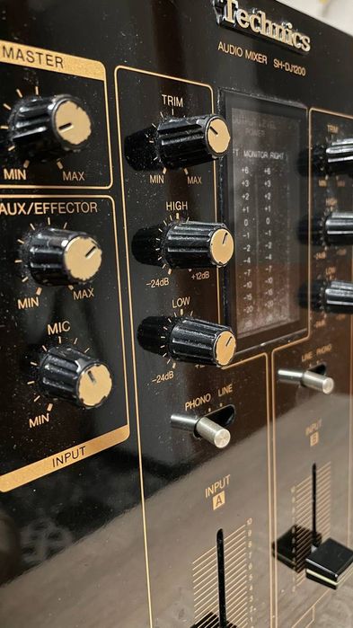 Technics SH-DJ1200 – mikser DMC