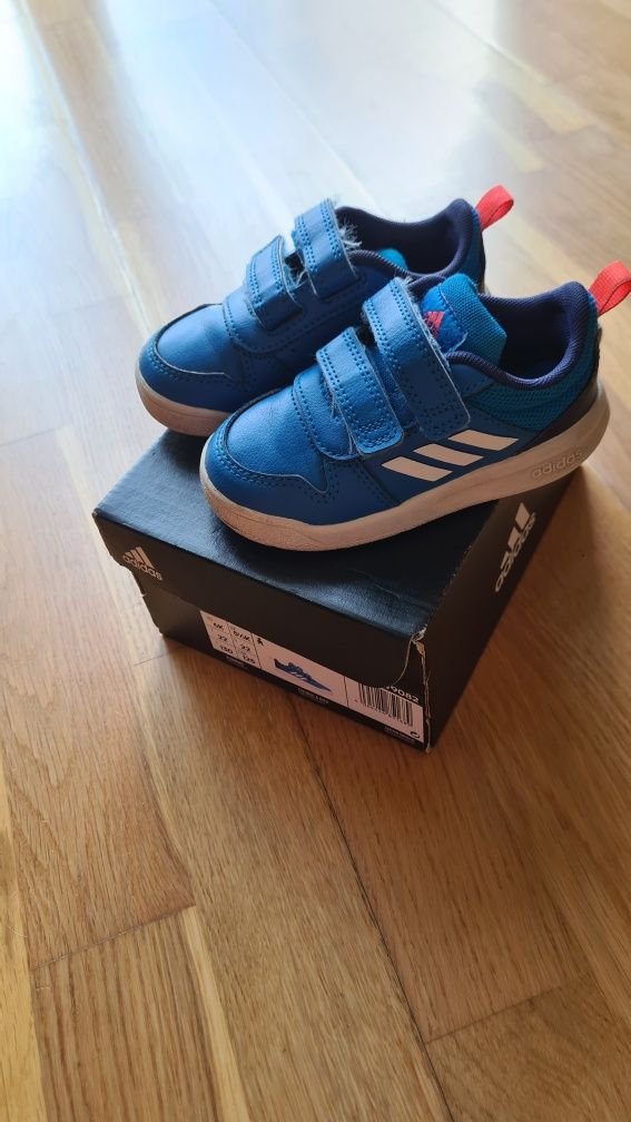 Buty adidas rozmiar 22