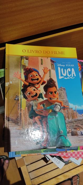Livros de filmes e juvenis. Unicórnio e receitas