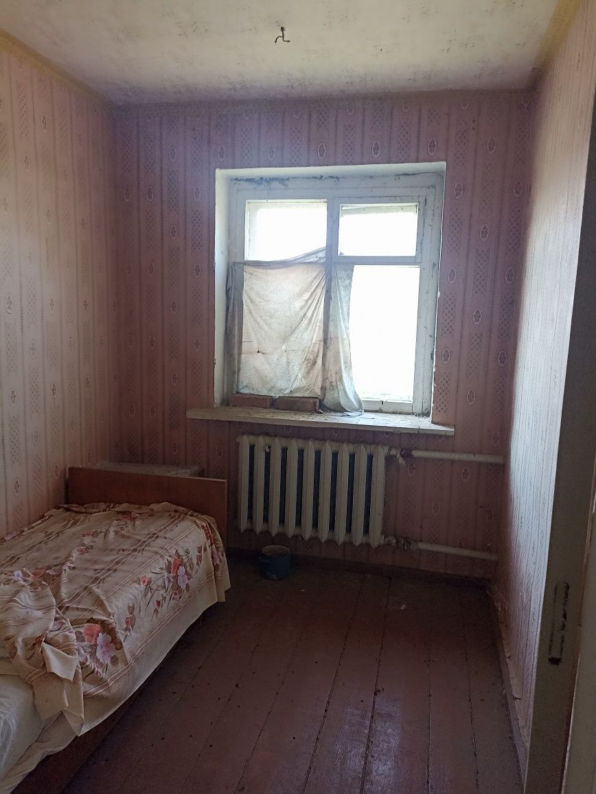 Продам квартиру будинок