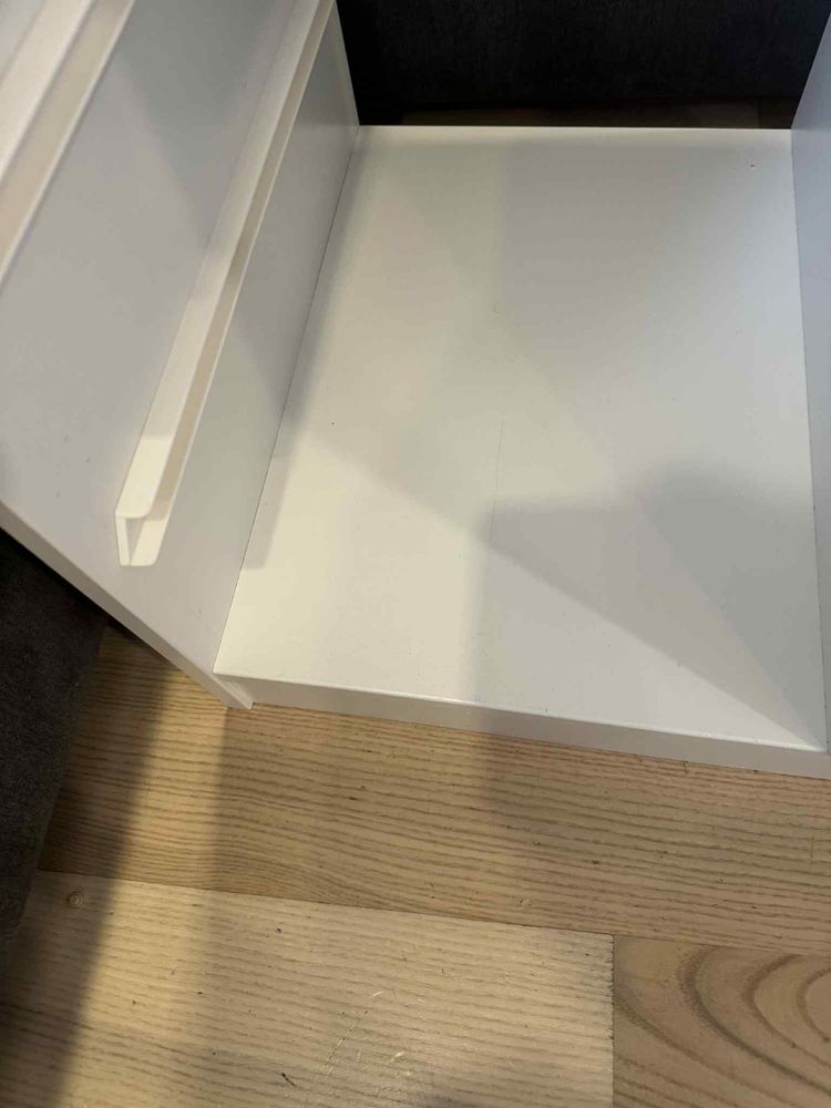 Trofast iKea regał z pojemnikami