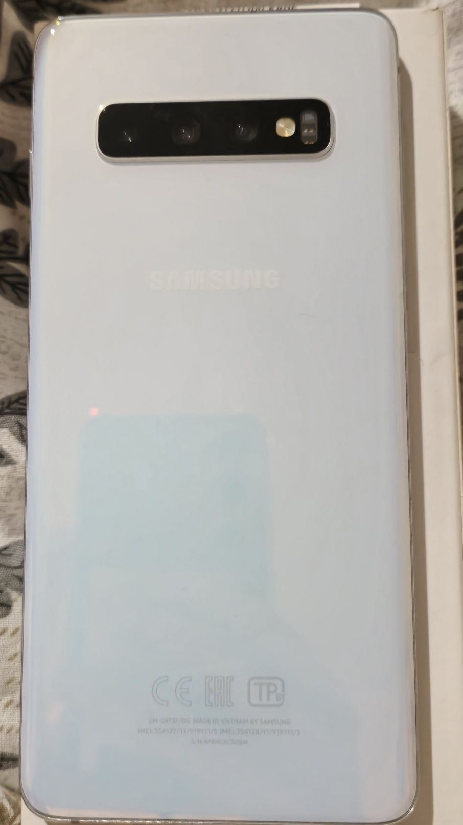 Samsung S10 смартфон