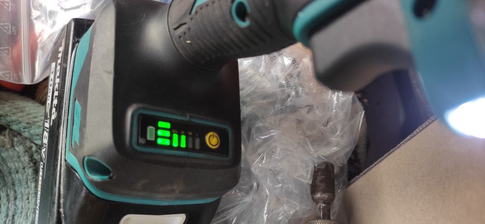 MAKITA zakretarka dtd157 wiertarka klucz udarowy bateria ładowarka 18v