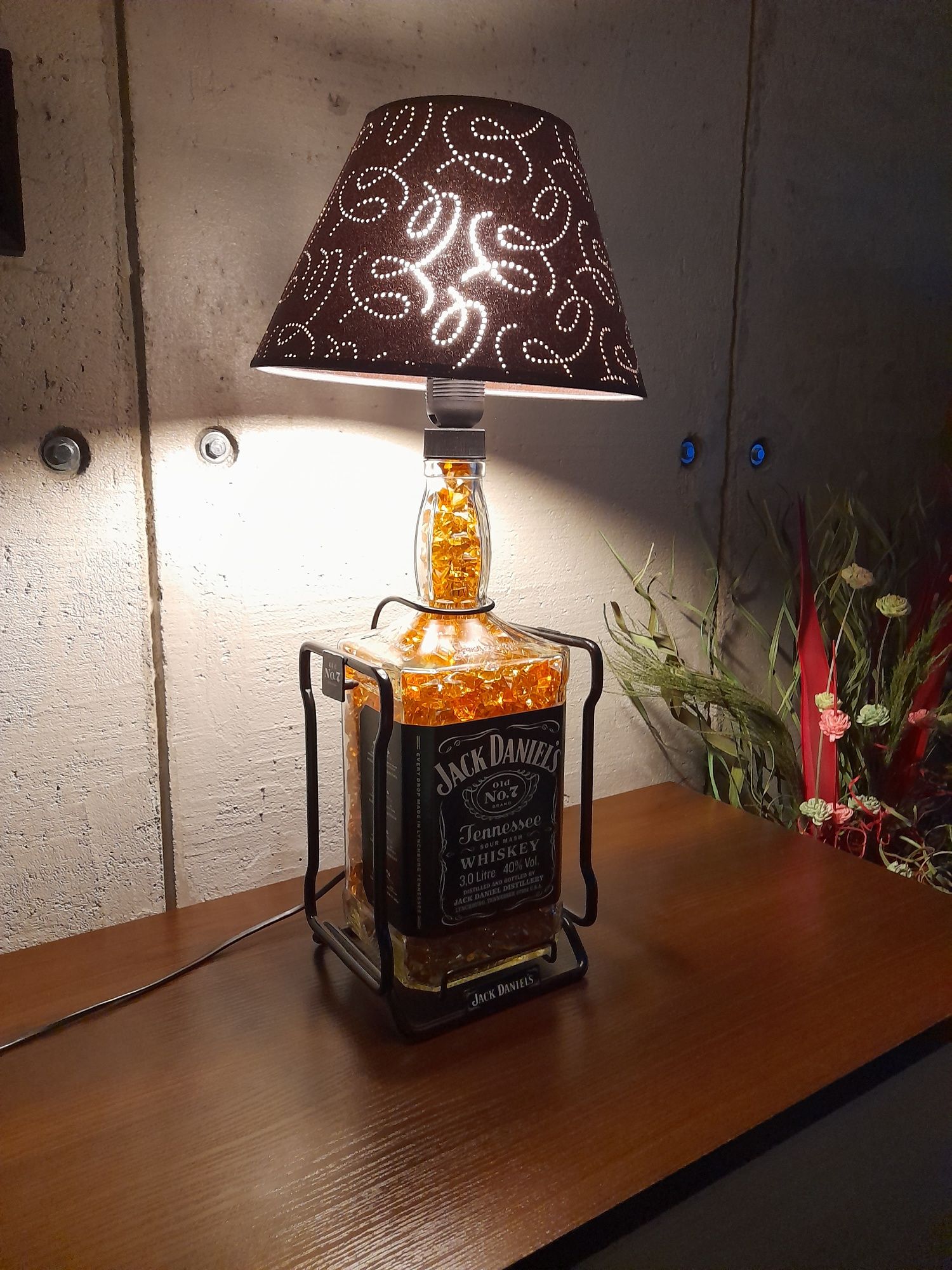 Unikatowa lampka / lampa na stojaku - Jack Daniels 3 litry - Loft