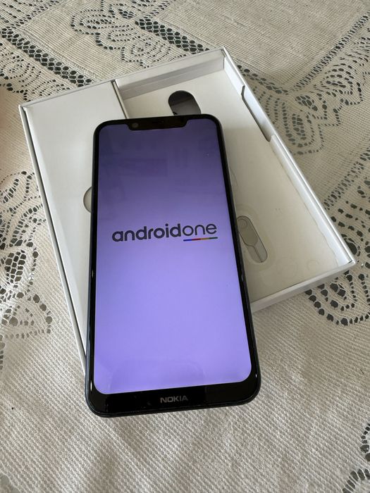 Телефон Nokia 8.1