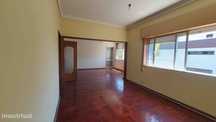 Apartamento T3+1 | Avenida Fernão Magalhães | Rua Prof. Duarte Leite