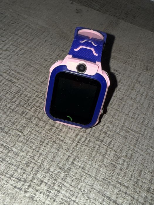 Дитячий смарт годинник