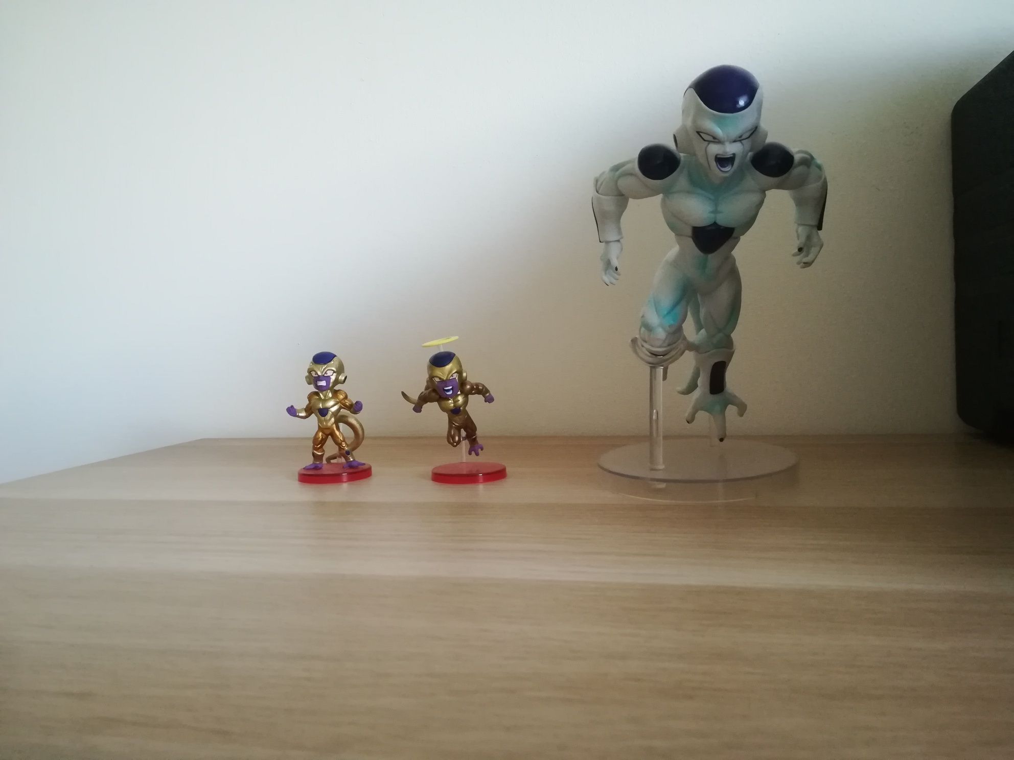 3 figuras freeza