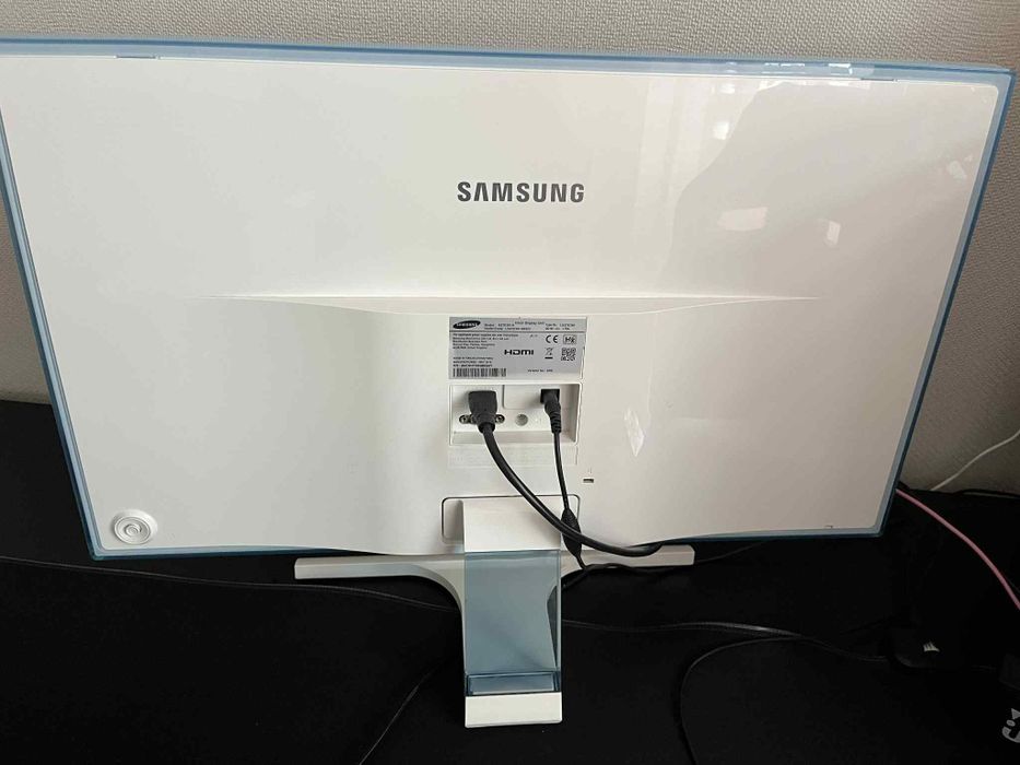 Monitor Samsung 27"