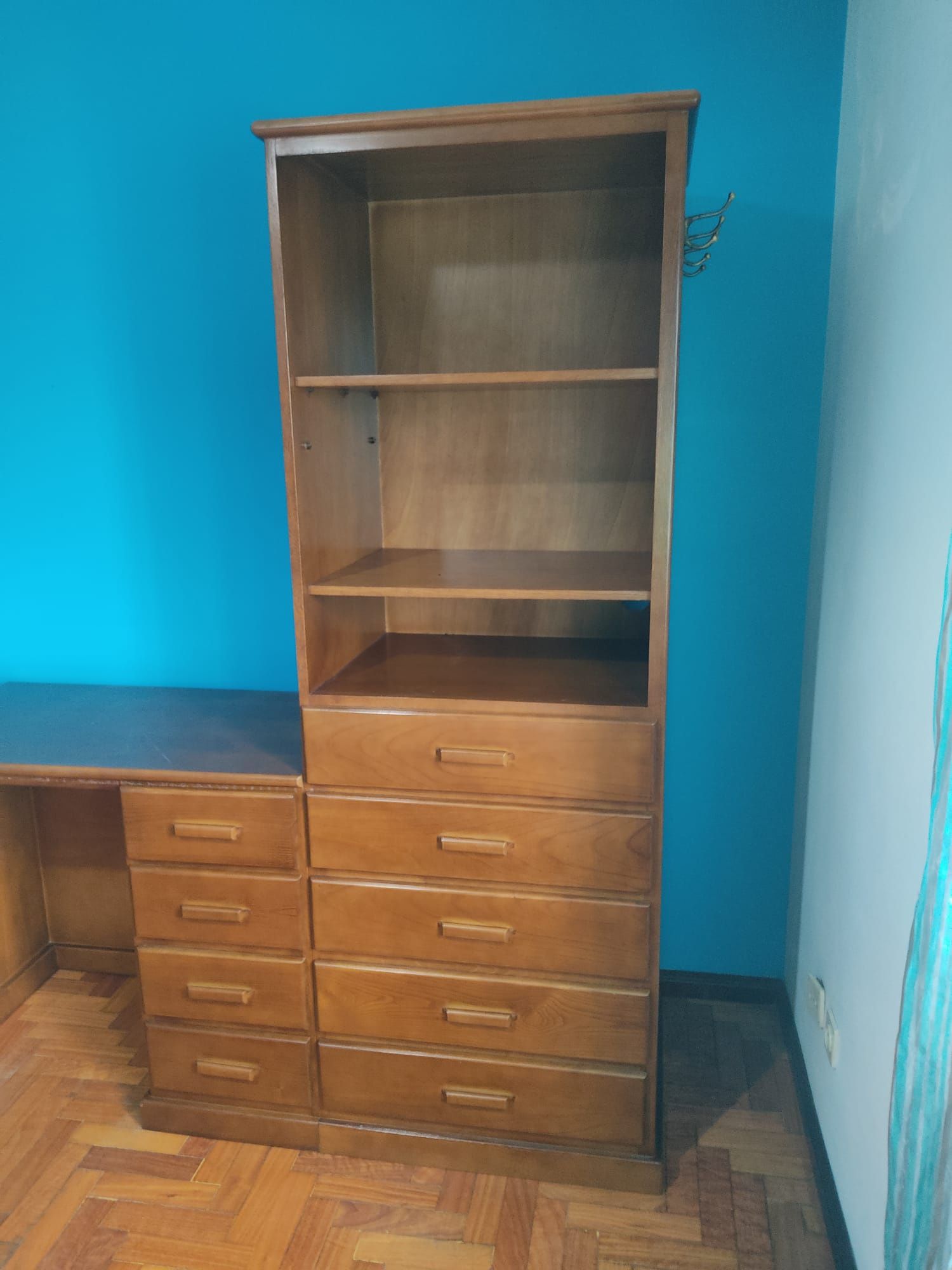Vendo conjunto secretária e estante