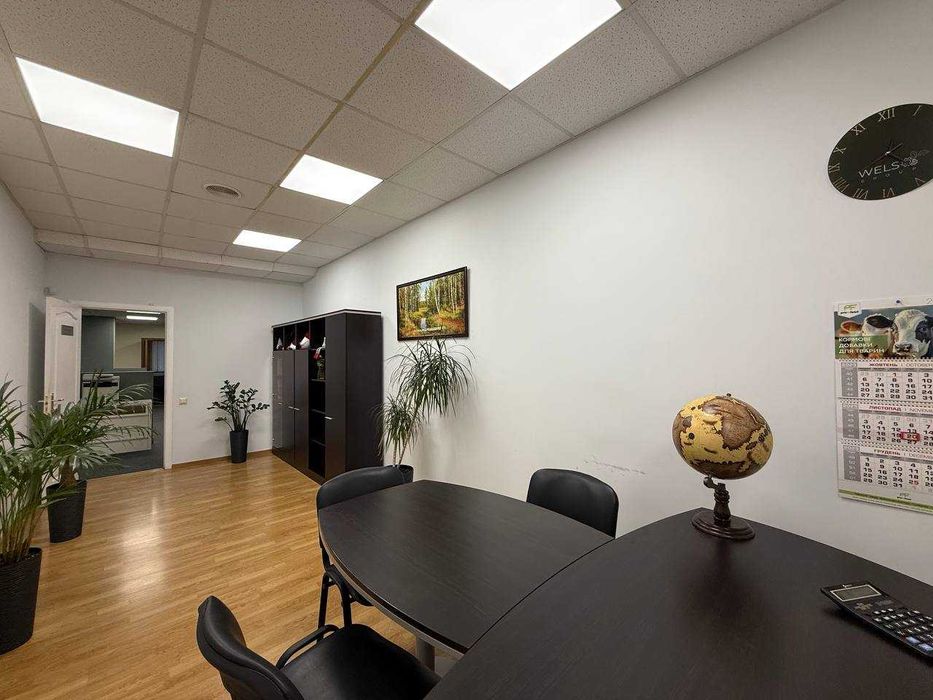 Е.Коновальця.Офіс 290м.6 кабінетів.Центр.Печерськ метро 3хв.БЕЗ%