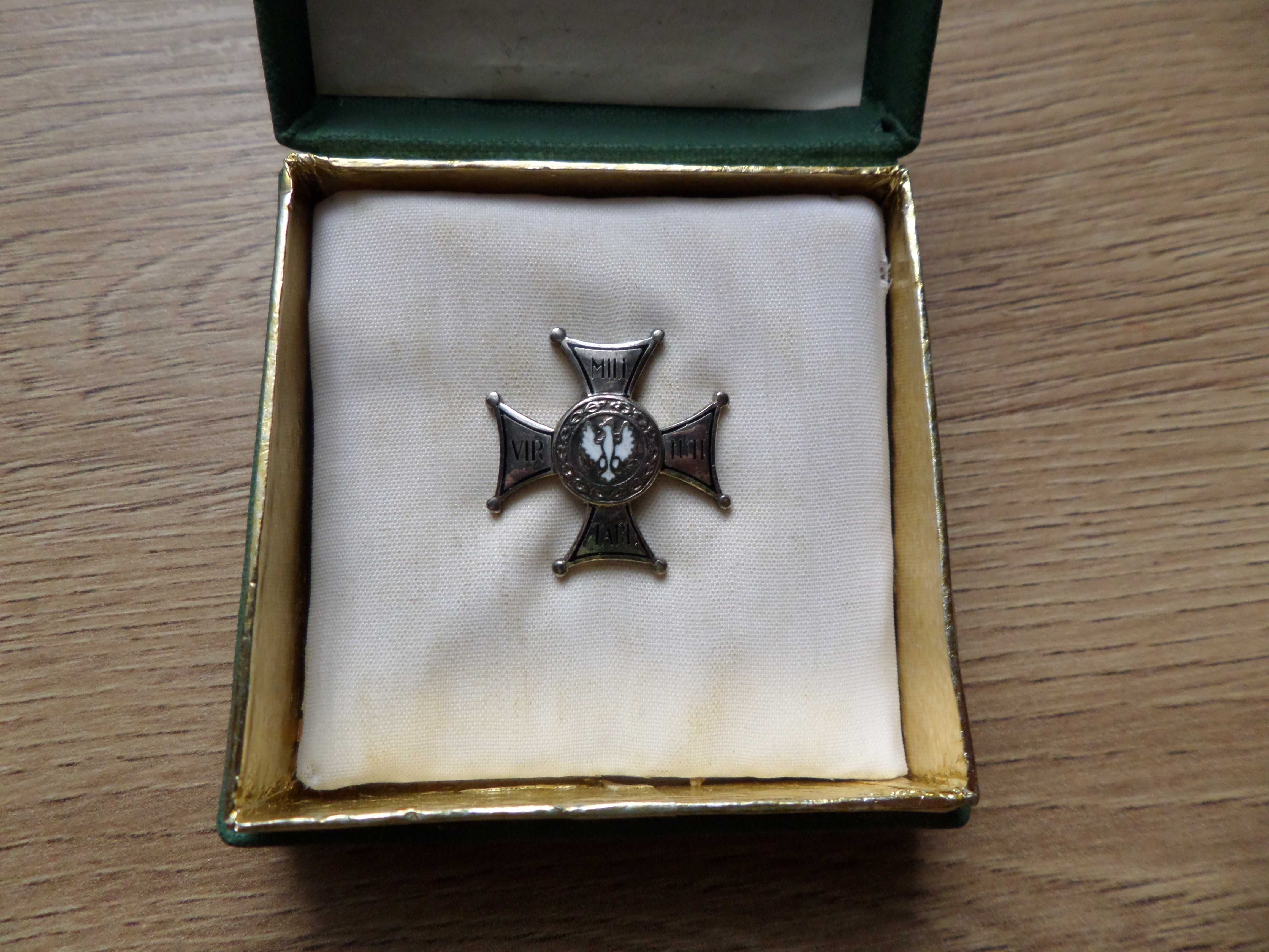 Odznaka Stowarzyszenia Odznaczonych - Krzyżem Virtuti Militari