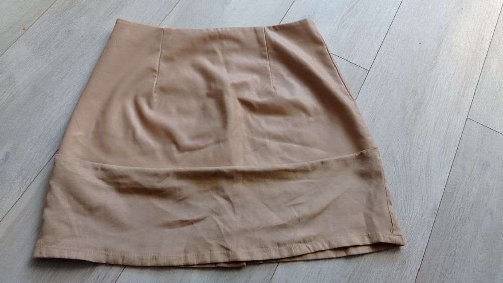 Стильна спідниця з екошкіри  р.40-42