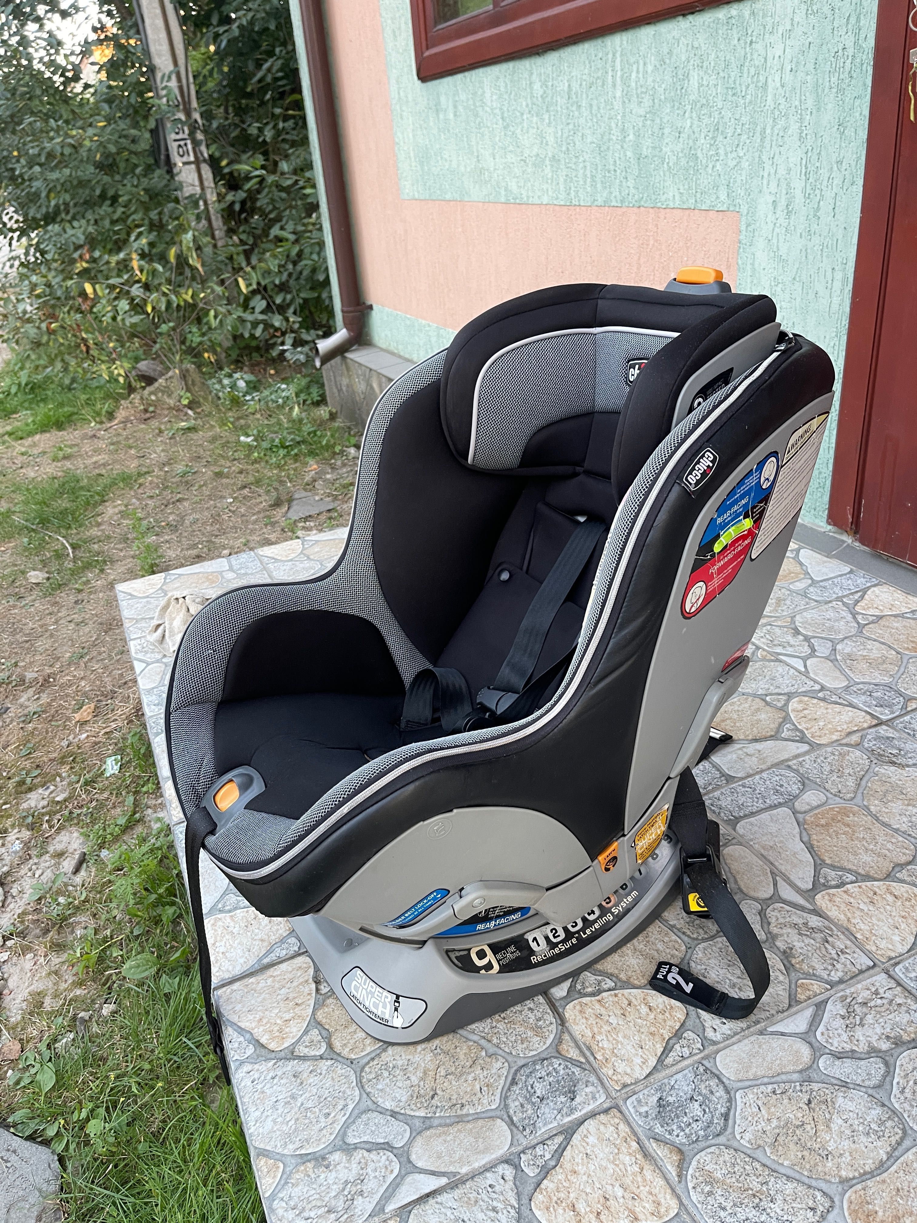Автокрісло. Chicco NextFit Zip Max Air