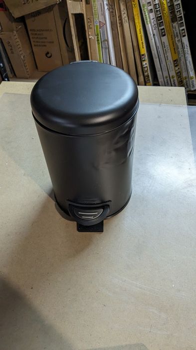 Kosz na śmieci Wenko Leman 3l czarny