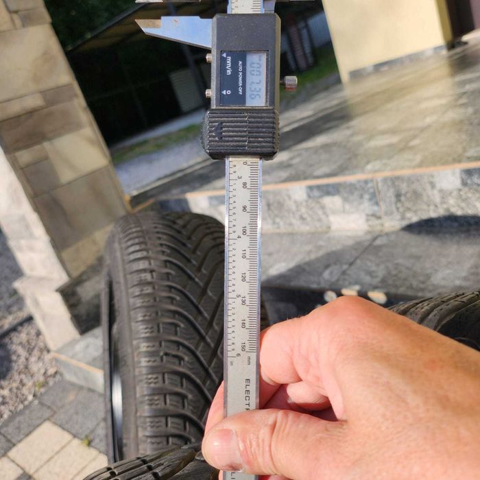 Koła zimowe 15 Toyota Yaris (2022) - felgi stalowe + opony