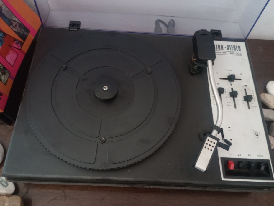 Gramofon UNITRA Artur kompletny z glosnikami