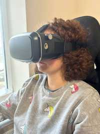 Окуляри віртуальної реальності під телефон