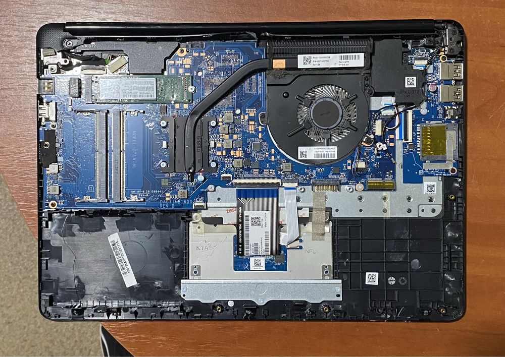 Ноутбук HP 14-bp081no 14"/ на запчастини! N2278