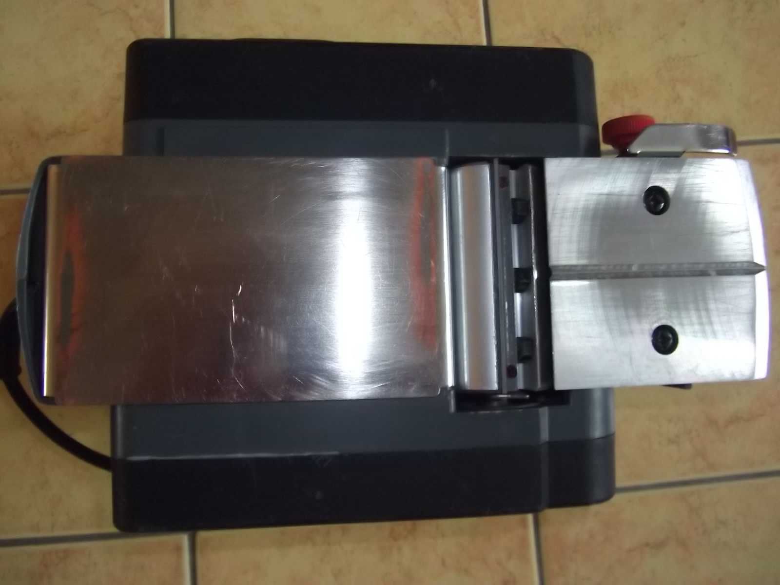 strug elektryczny GRAPHITE 800W