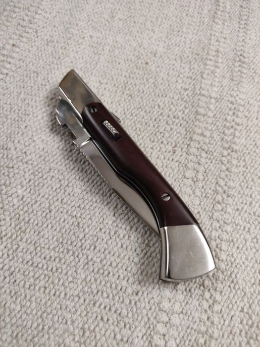 Нож выкидной для електрика ручной работы