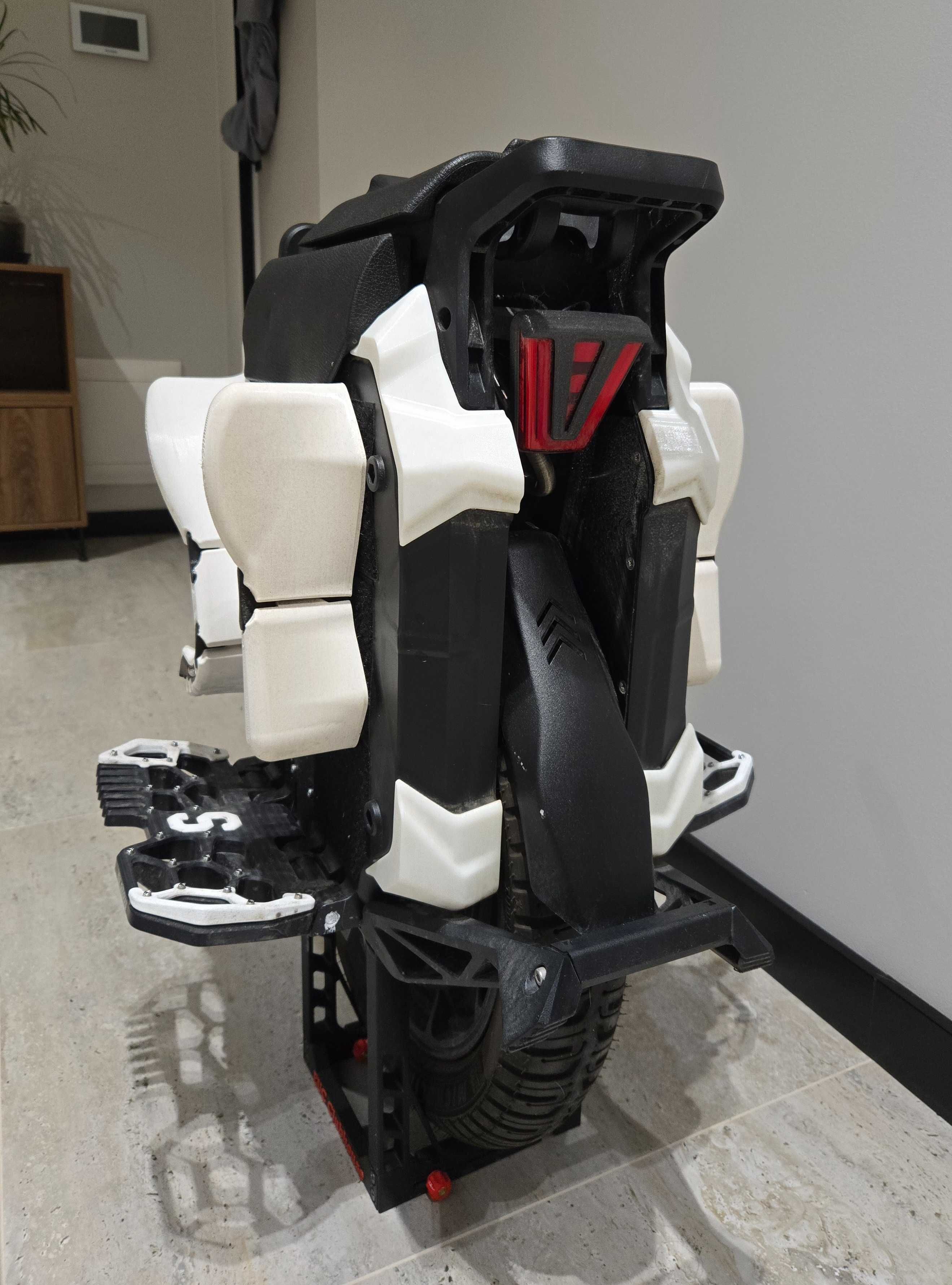 Leaperkim Sherman S (66lbs) Monocykl Elektryczny EUC