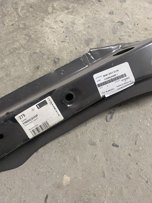 Підсилювач фари ,телевізор,субару аутбек 15-19 р