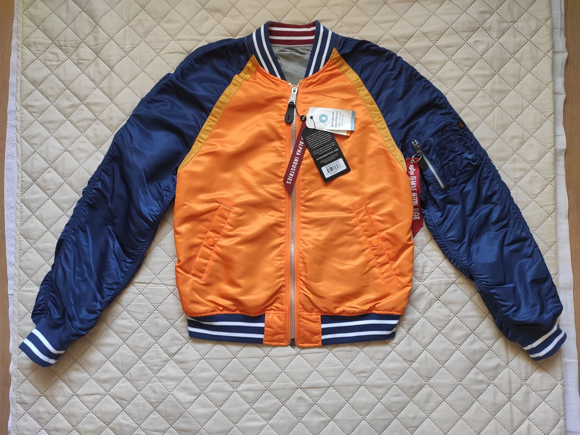 Чоловічій двосторонній бомбер Alpha Industries р.-L (оригінал)