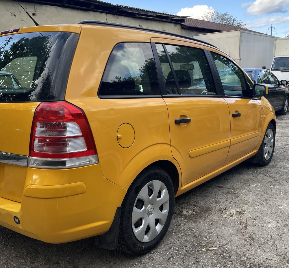 Opel Zafira 2014 рік 1.7 дизель