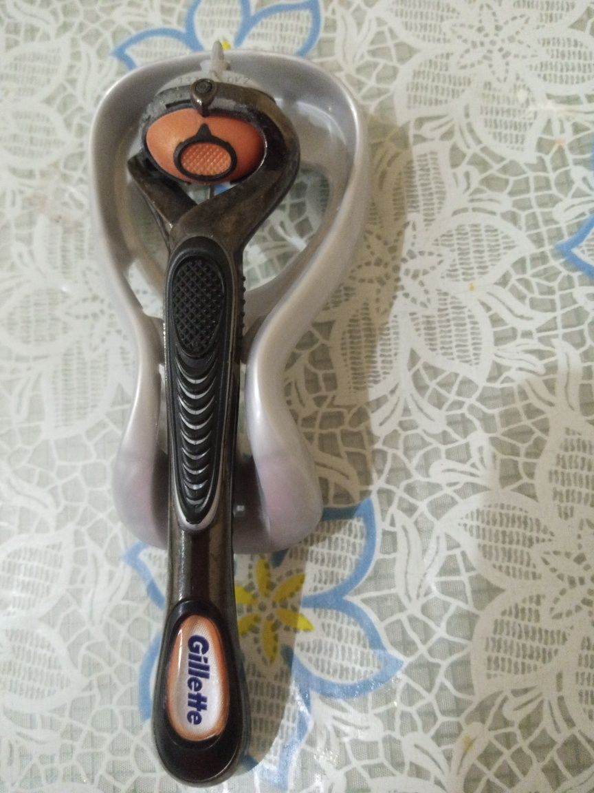 Бритва чоловіча Gillette Fusion5 Pro Glide Flexball станок для гоління