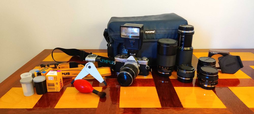 Olympus OM-2N with 6 lenses and kit