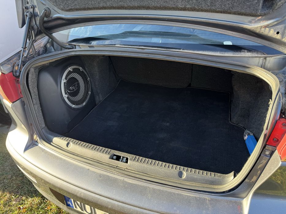 Mitsubishi Lancer 1.8 143km