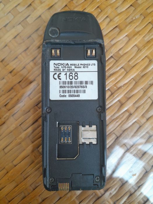 Telemóvel Nokia 6210