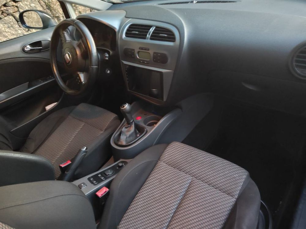 Carro seat Leon 1.4 gasolina