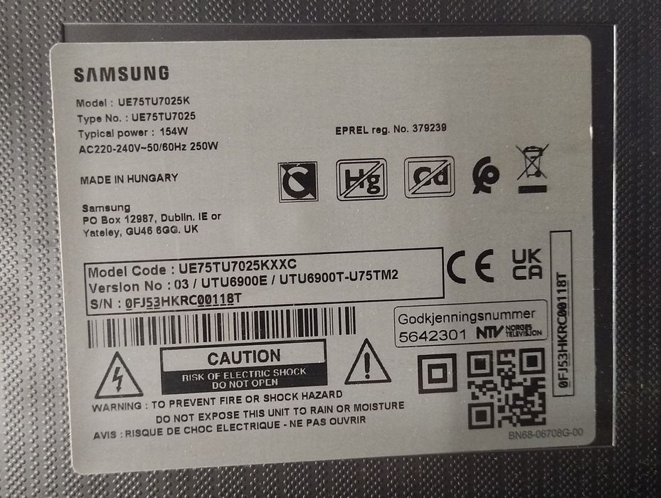 Smart TV Samsung 75 in peças UE75TU7025K  tela partida casa quarto.