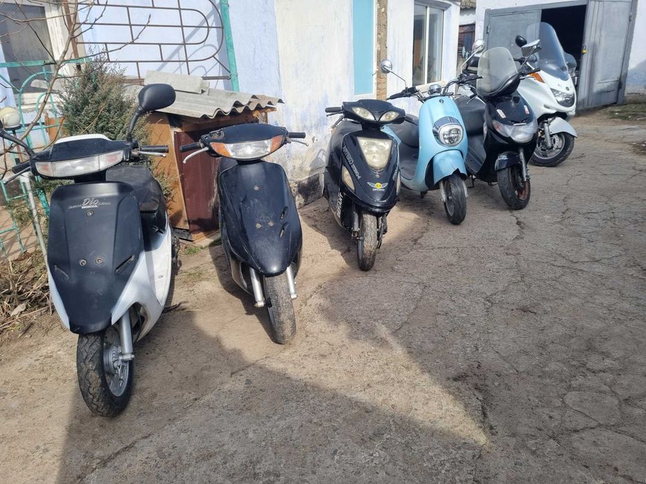 Продам скутер Ямаха Мажести250сс2004г.