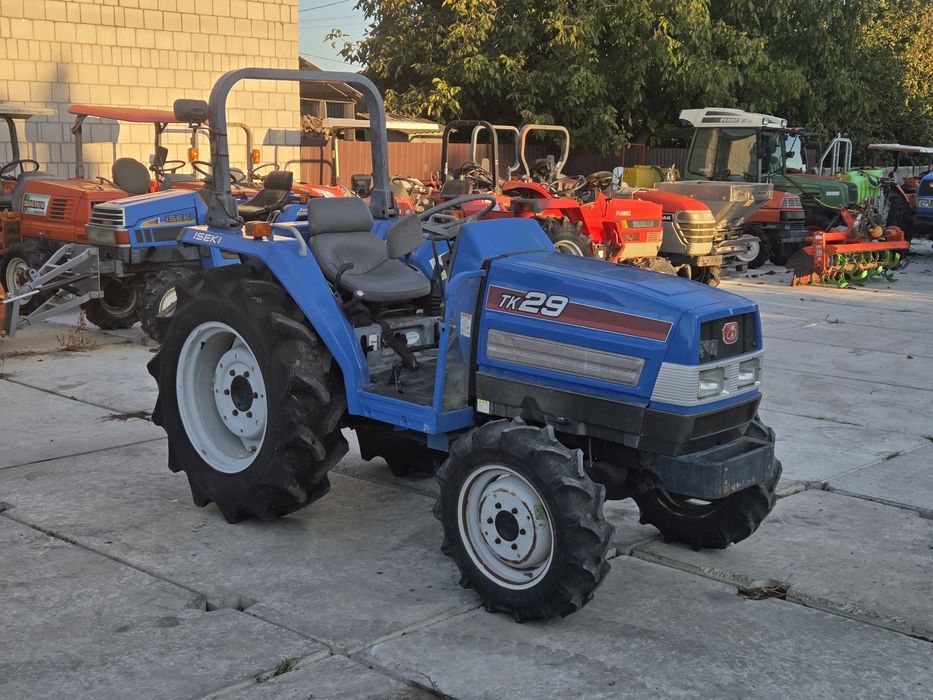 Traktorek japoński Iseki TK29 29KM wspomaganie rewers 4x4