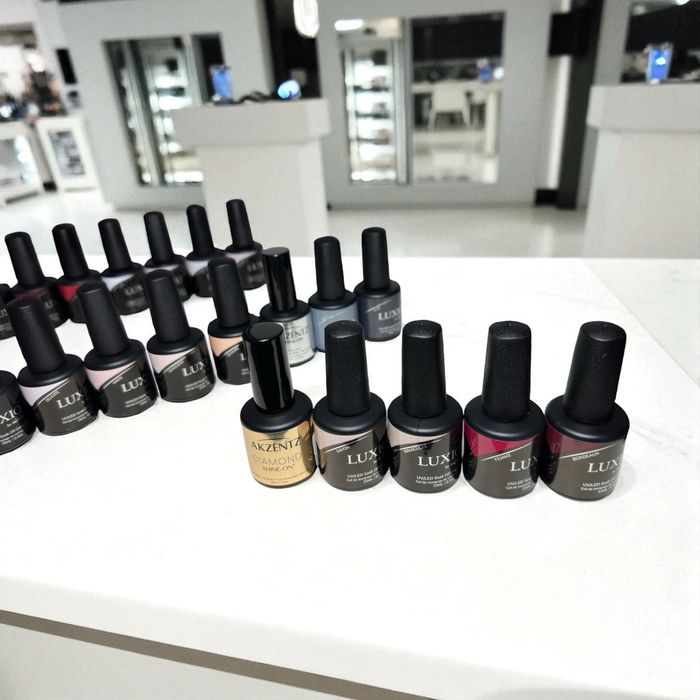 Нові гель лаки Luxio,гелі ТМ Akzentz,Coy,Innocent,Blush,Delicate,Haven