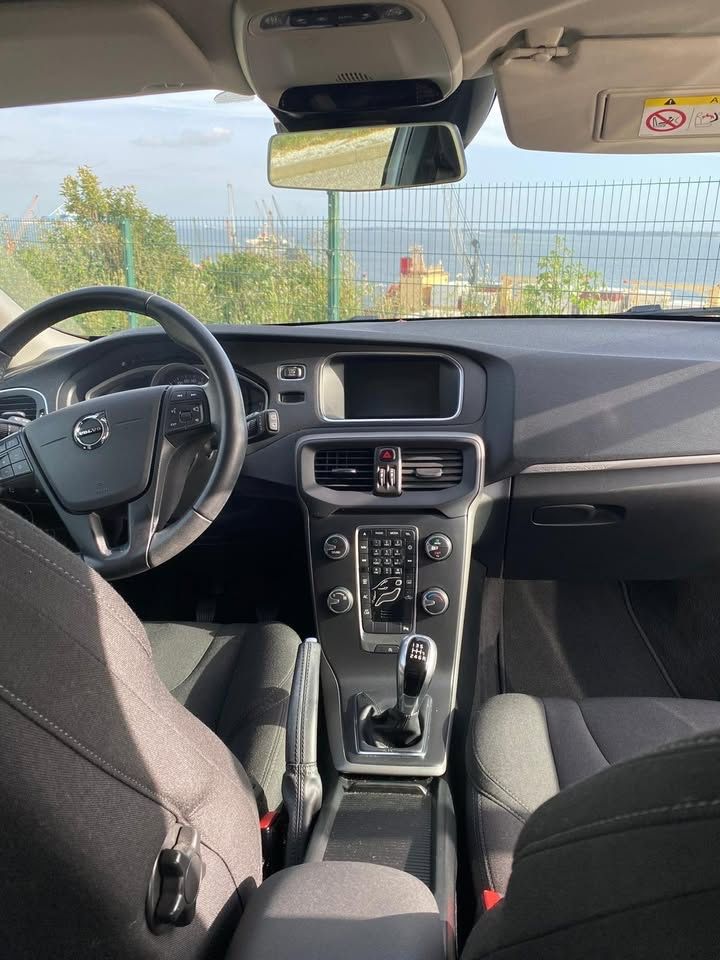 2017 Volvo v40 2.0 d2 business