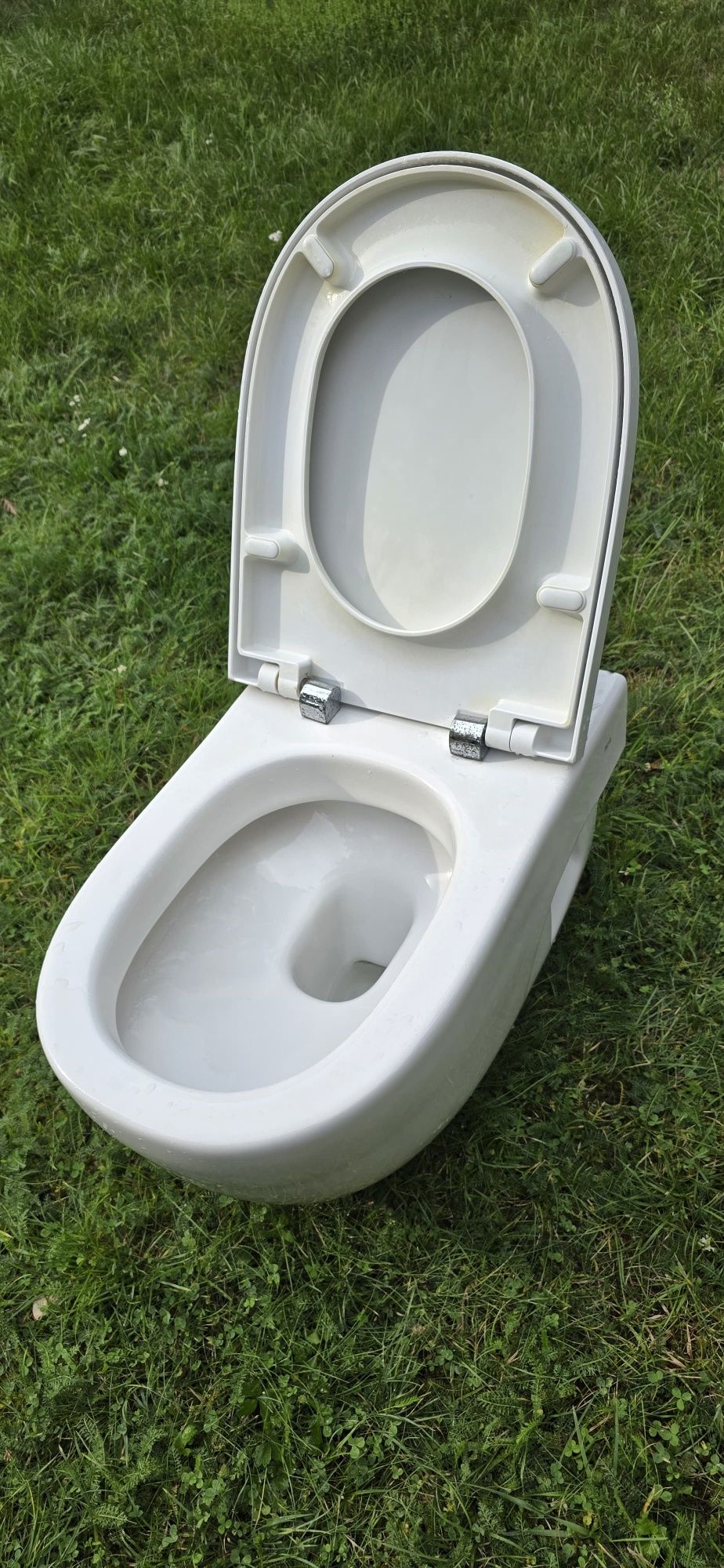 Roca Meridian-N - misa WC z deską oraz bidet (podwieszany)