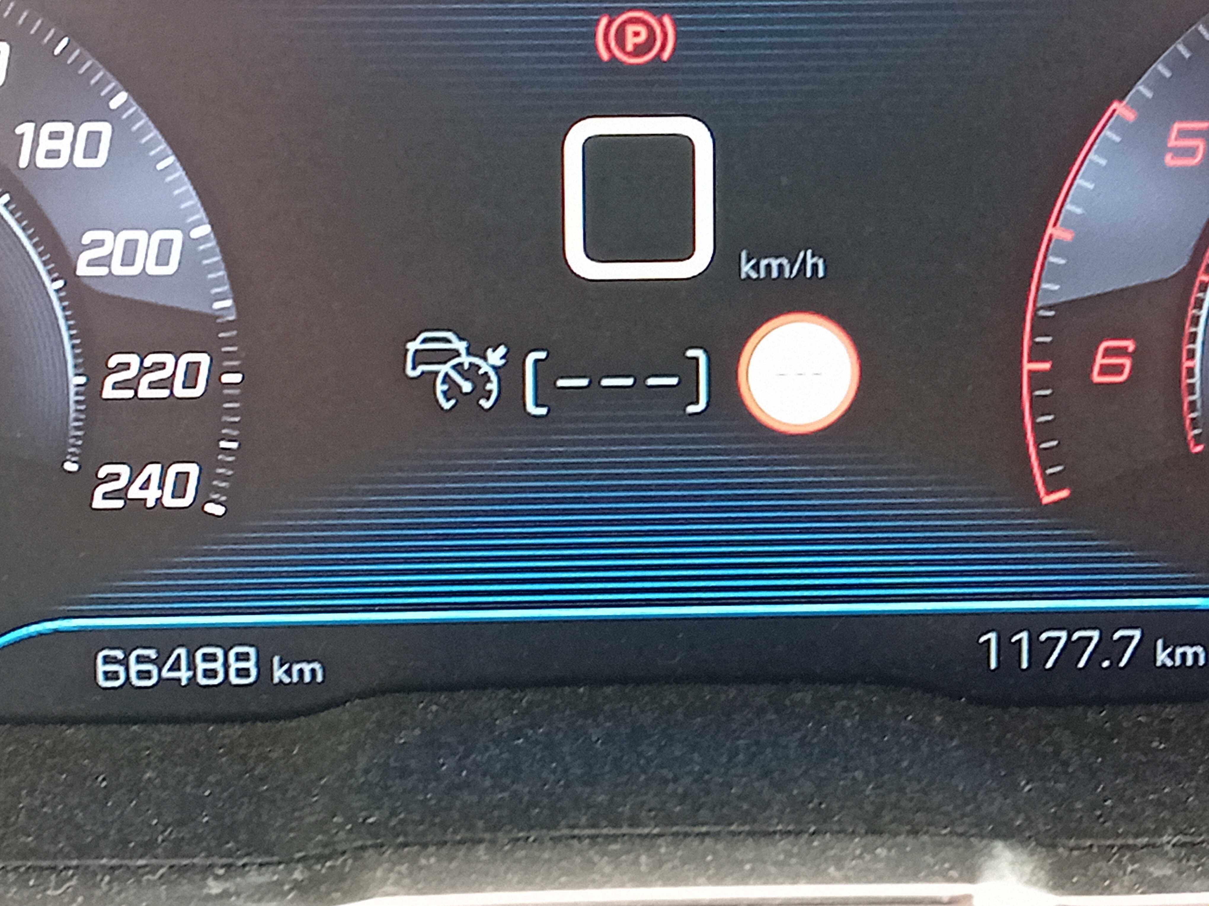 Peugeot 3008 1.5 HDI niski przebieg