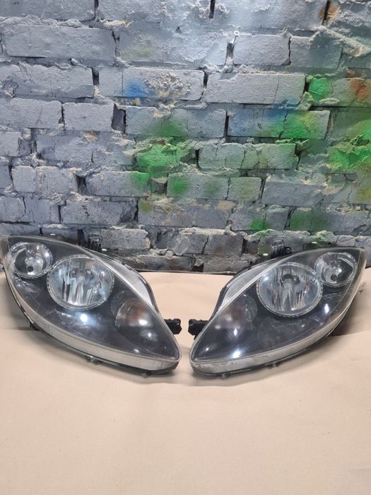 Передні фари права ліва Seat Altea Сеат Алтеа 5P941006A 5P1941005A