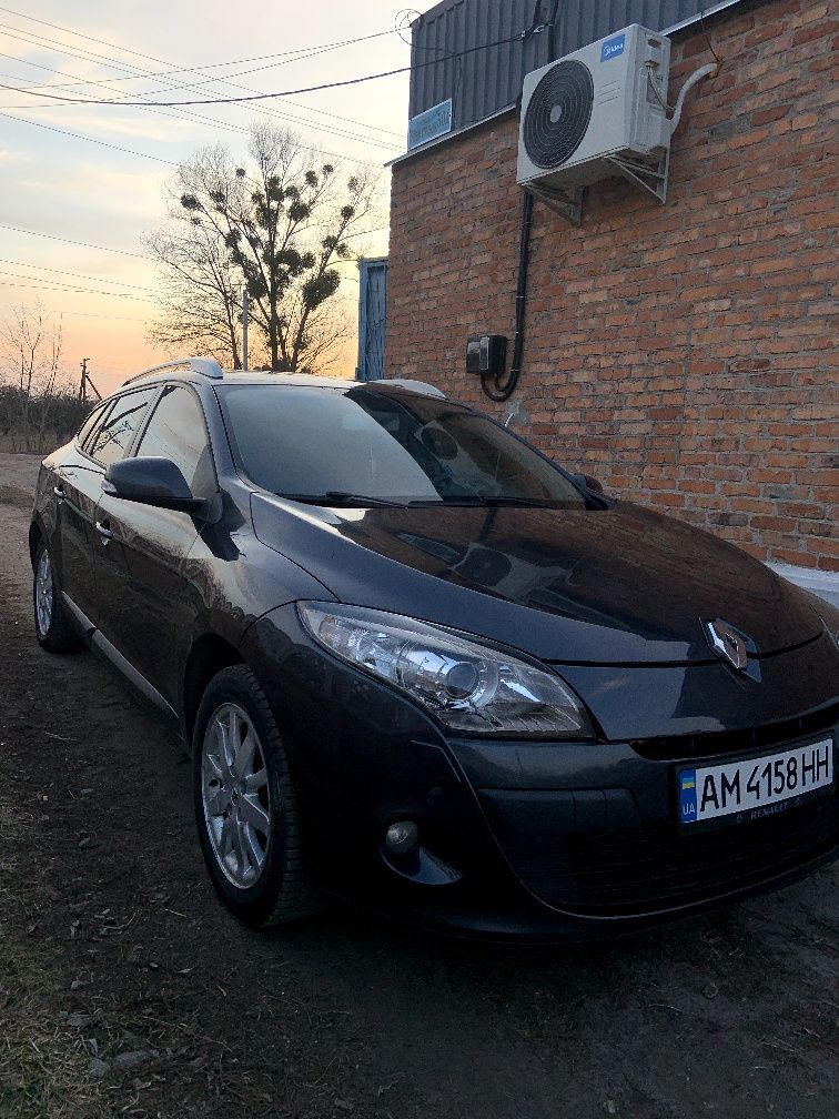 Продам Renault Megane 2011