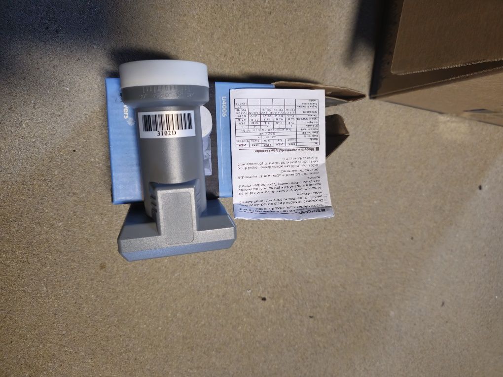 Konwerter Satelitarny TWIN Uniwersal 2xLNB