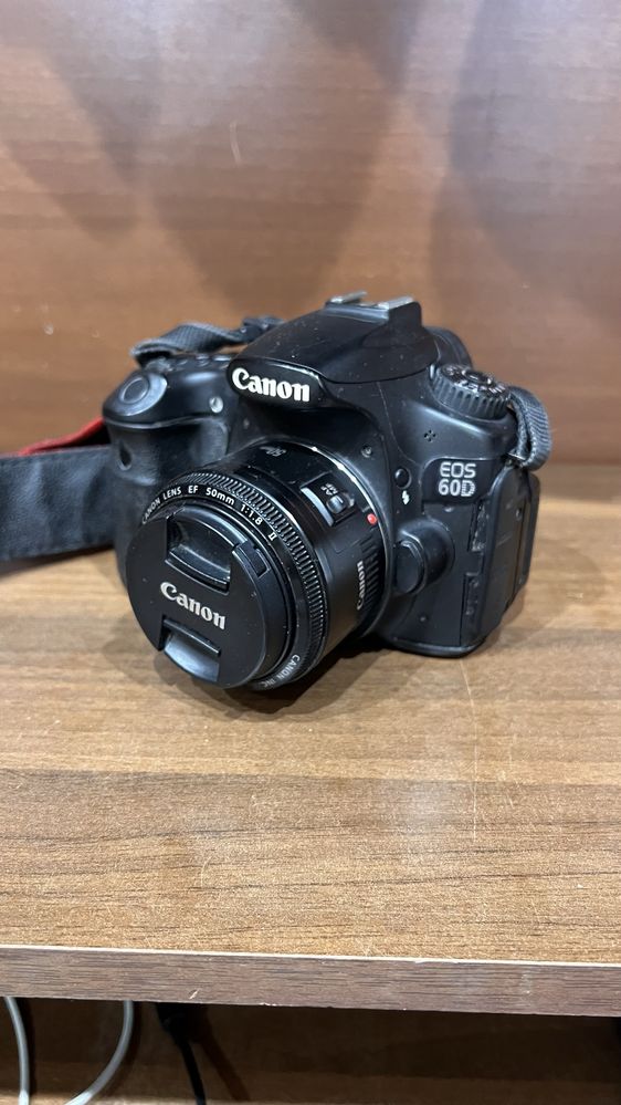 Canon 60D обʼєктив 50мм