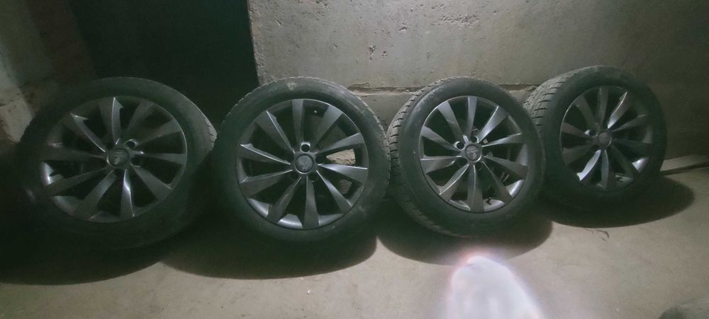 Колеса hyundai kona 215 55 R17  5x114.3