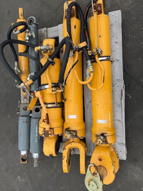 liebherr używany siłownik hydrauliczny do ładowarki