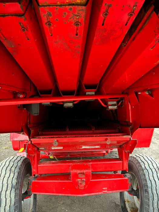 Комбайн Massey Ferguson 16