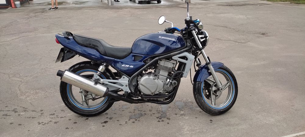 Kawasaki ER5 (500)
