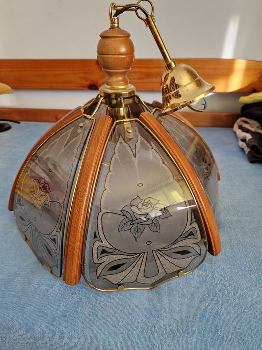 Witrażowa lampa wisząca